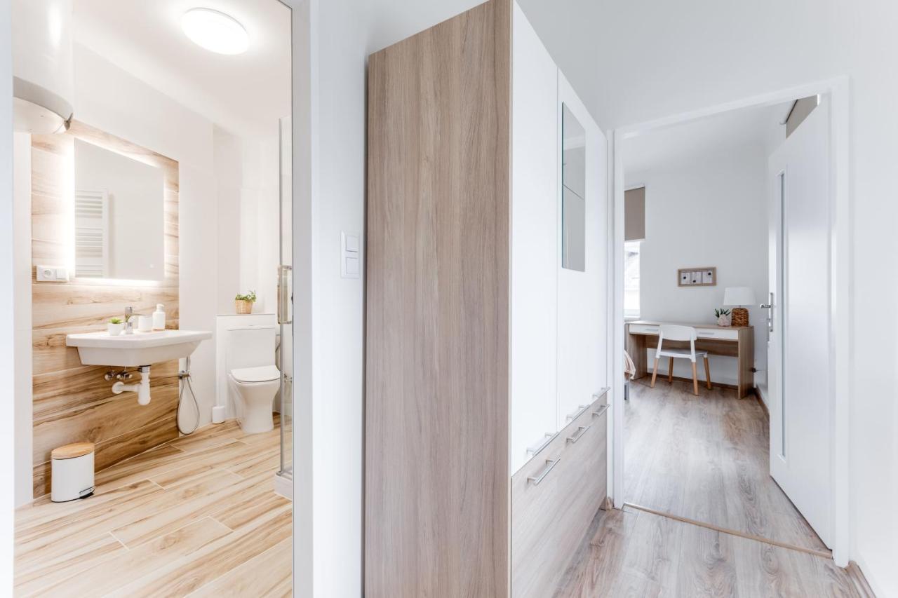 Modern, Bright And Spacious * Prague
